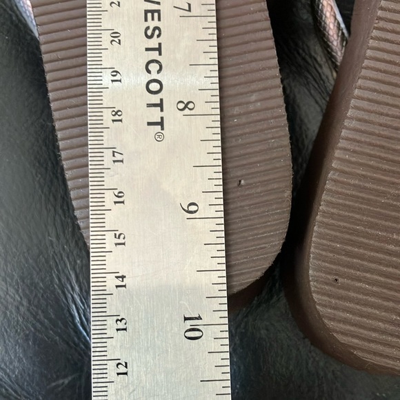 Women's Brown Flip Flop Sandals - Picture 7 of 12